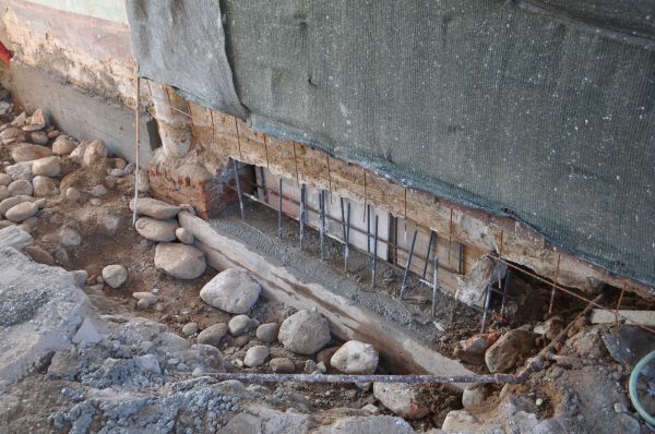 Foundation Reinforcement in Mobile